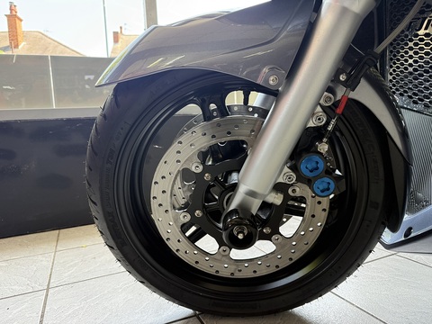 1300 Sports Tourer Manual Petrol