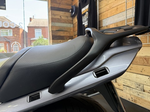 1300 Sports Tourer Manual Petrol