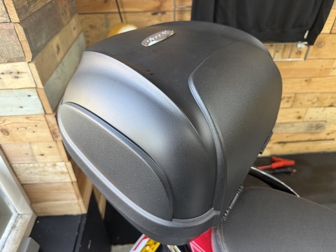 125 Scooter Petrol CVT Euro 5 (11 ps)