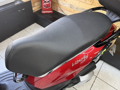 125 Scooter Petrol CVT Euro 5 (11 ps)