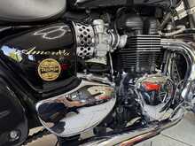Triumph Bonneville America 865  