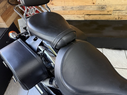 865 Custom Cruiser