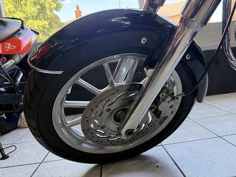 865 Custom Cruiser