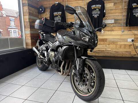 FZ1