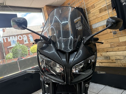 FZ1