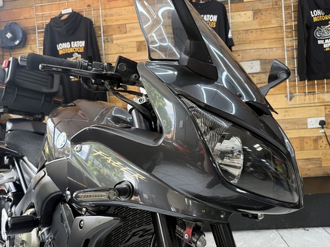 FZ1
