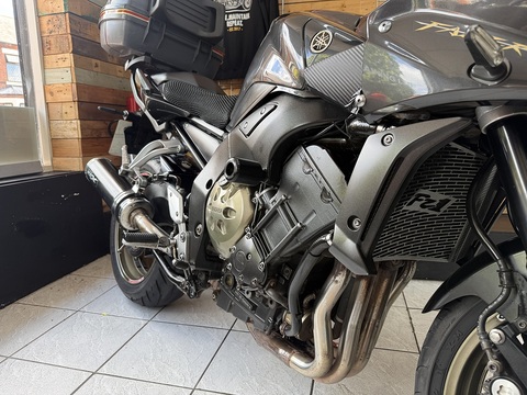 FZ1