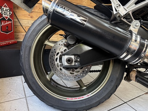 FZ1