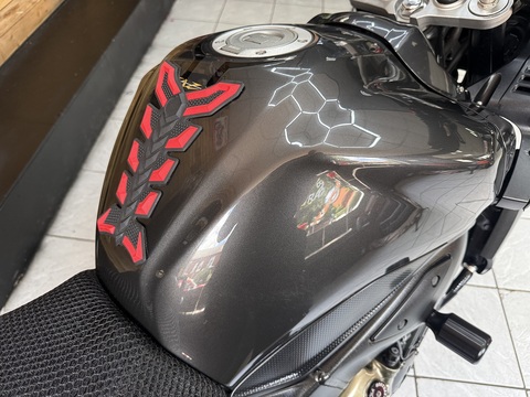 FZ1