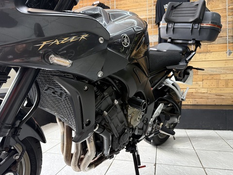 FZ1