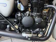 Royal Enfield Classic 350  