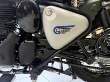 Royal Enfield Classic 350  