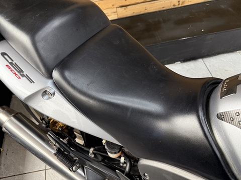 Naked 600 Manual Petrol