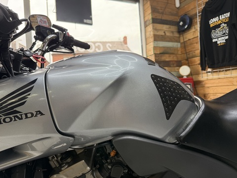 Naked 600 Manual Petrol