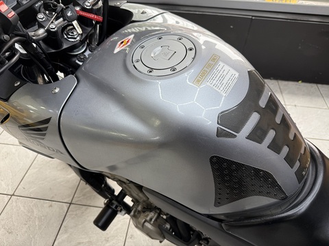 Naked 600 Manual Petrol
