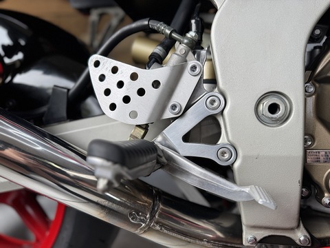 600 manual Petrol