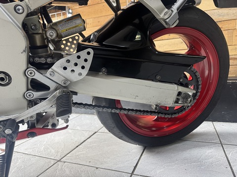 600 manual Petrol