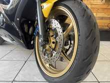 Yamaha R6  
