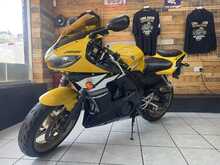 Yamaha R6  