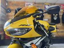 Yamaha R6  