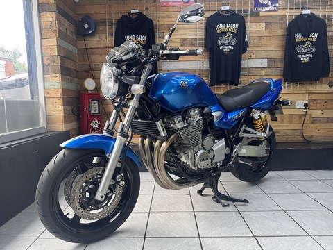 XJR1300