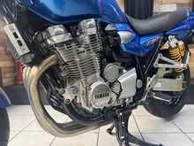 Yamaha XJR1300  