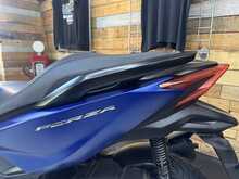 Honda Forza 125  