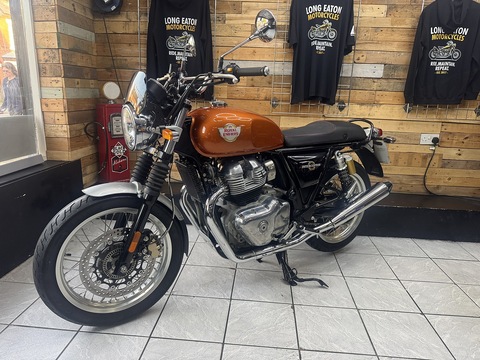 650 Roadster/Retro