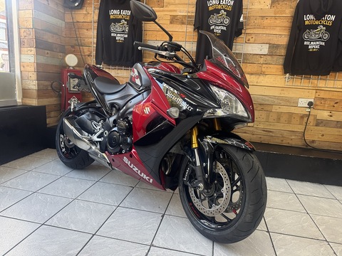 1000 Super Sports Petrol Manual (145 ps)