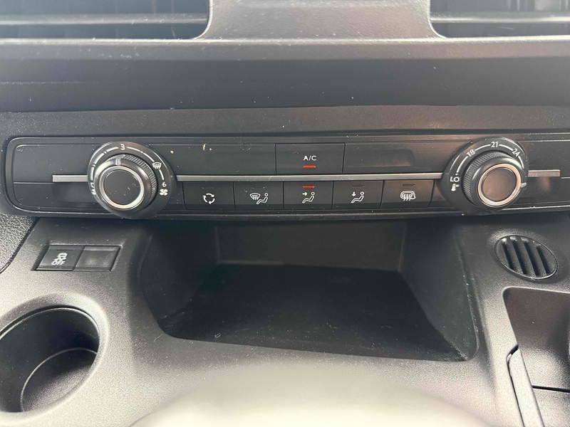 Vauxhall 1.5 Turbo D 2300 Dynamic Panel Van 4dr Diesel Manual L1 H1 Euro 6 (100 ps)