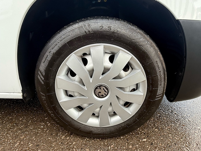 Vauxhall 1.5 Turbo D 2300 Dynamic Panel Van 4dr Diesel Manual L1 H1 Euro 6 (100 ps)