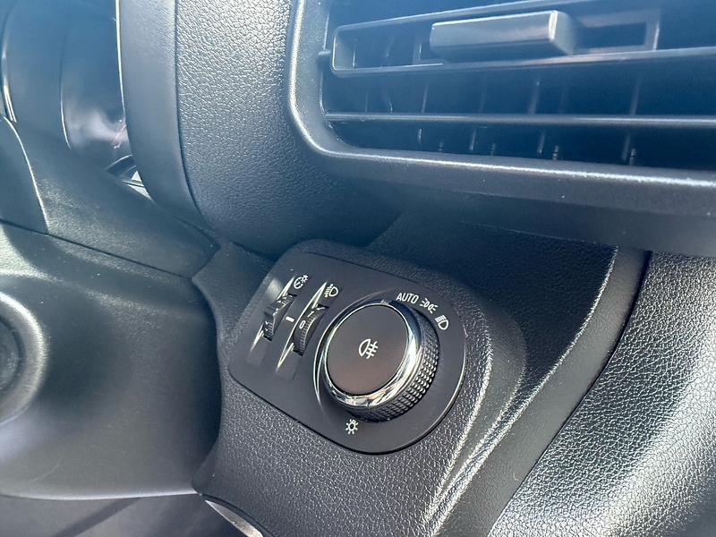 Vauxhall 1.5 Turbo D 2300 Dynamic Panel Van 4dr Diesel Manual L1 H1 Euro 6 (100 ps)