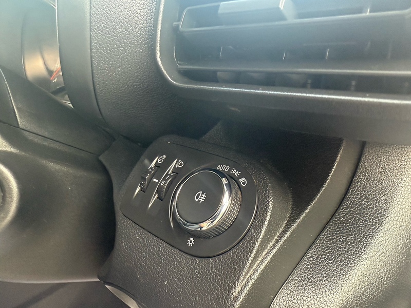 Vauxhall 1.5 Turbo D 2300 Sportive Panel Van 4dr Diesel Manual L2 H1 Euro 6 (s/s) (100 ps)