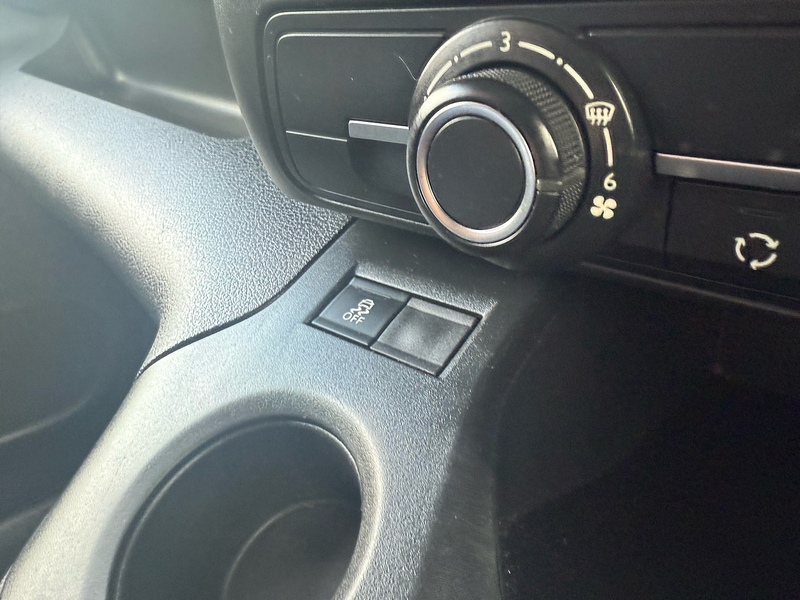 Vauxhall 1.5 Turbo D 2300 Sportive Panel Van 4dr Diesel Manual L2 H1 Euro 6 (s/s) (100 ps)