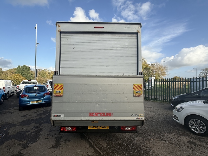 Ford No Standard Specification or Optional Extras.