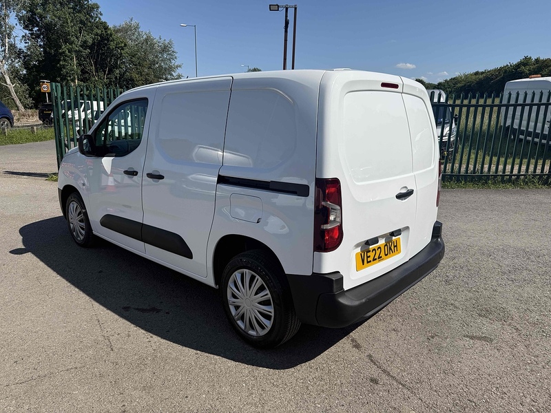Toyota 1.5 BlueHDi Active Short Panel Van 5dr Diesel Manual SWB Euro 6 (s/s) (100 bhp)