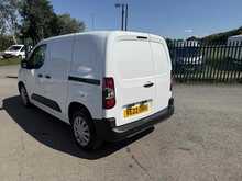 Toyota PROACE CITY BlueHDi Active 