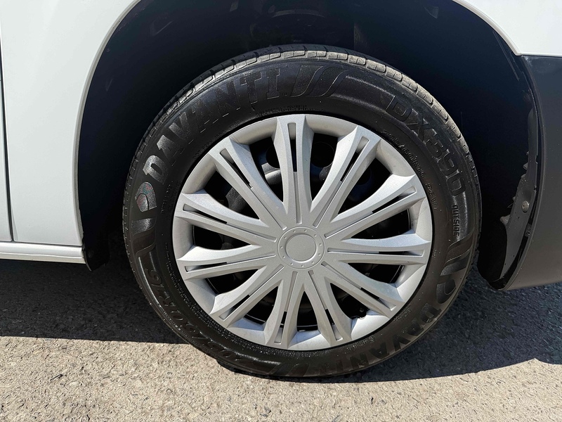 Toyota 1.5 BlueHDi Active Short Panel Van 5dr Diesel Manual SWB Euro 6 (s/s) (100 bhp)