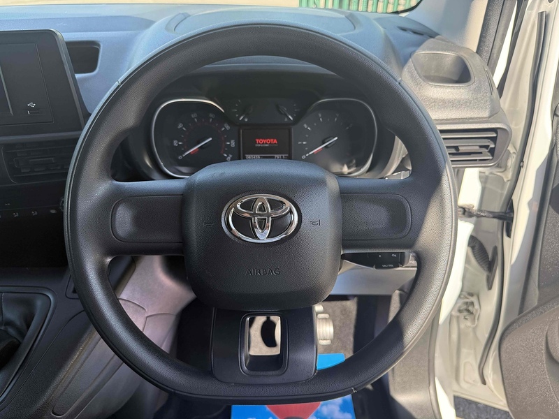 Toyota 1.5 BlueHDi Active Short Panel Van 5dr Diesel Manual SWB Euro 6 (s/s) (100 bhp)