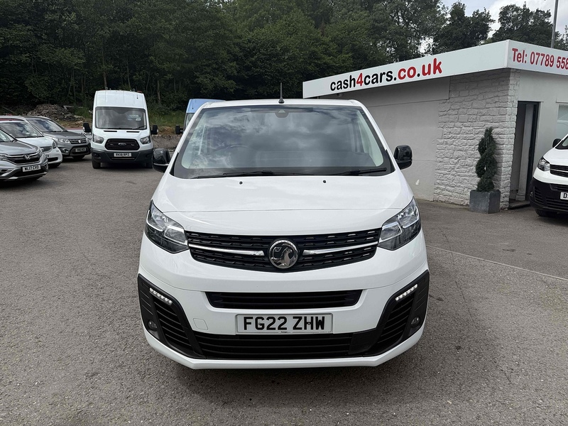 Vauxhall 2.0 Turbo D 3100 Elite Crew Van Double Cab 5dr Diesel Manual L2 H1 Euro 6 (s/s) (145 ps)