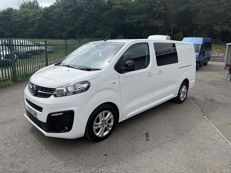 Vauxhall 2.0 Turbo D 3100 Elite Crew Van Double Cab 5dr Diesel Manual L2 H1 Euro 6 (s/s) (145 ps)
