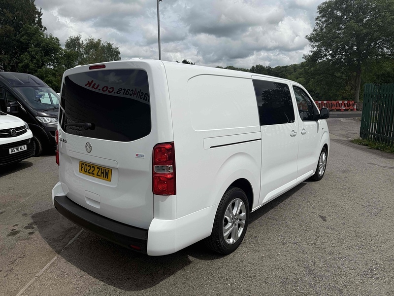 Vauxhall 2.0 Turbo D 3100 Elite Crew Van Double Cab 5dr Diesel Manual L2 H1 Euro 6 (s/s) (145 ps)