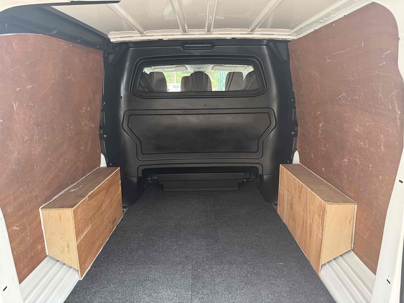 Vauxhall 2.0 Turbo D 3100 Elite Crew Van Double Cab 5dr Diesel Manual L2 H1 Euro 6 (s/s) (145 ps)