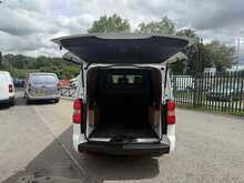 Vauxhall Vivaro Turbo D 3100 Elite 