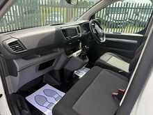 Vauxhall Vivaro Turbo D 3100 Elite 