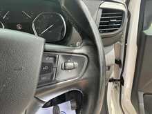 Vauxhall Vivaro Turbo D 3100 Elite 