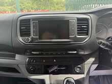 Vauxhall Vivaro Turbo D 3100 Elite 