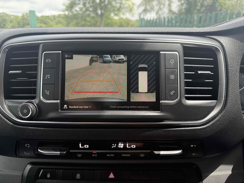 Vauxhall 2.0 Turbo D 3100 Elite Crew Van Double Cab 5dr Diesel Manual L2 H1 Euro 6 (s/s) (145 ps)