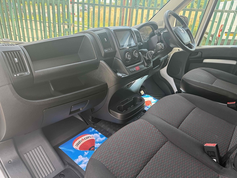 Vauxhall 2.2 CDTi 3500 BiTurbo Prime Panel Van 5dr Diesel Manual FWD L3 H2 Euro 6 (s/s) (140 ps)