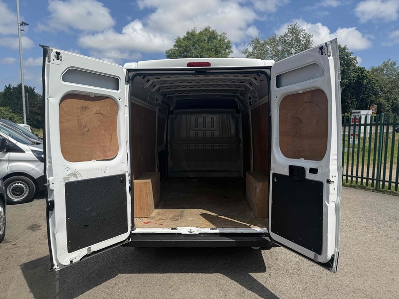 Vauxhall 2.2 CDTi 3500 BiTurbo Prime Panel Van 5dr Diesel Manual FWD L3 H2 Euro 6 (s/s) (140 ps)